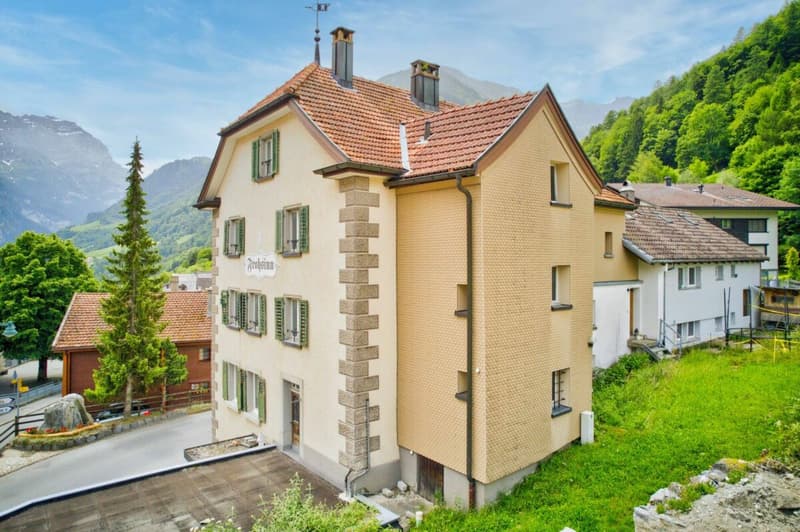 Das Raumwunder im Taminatal: 9-Zimmer Haus mit viel Potenzial (19)
