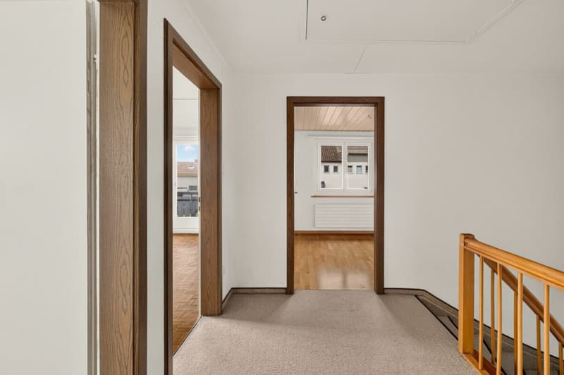 Charming semi-detached house in a quiet location with a far-reaching view (15)