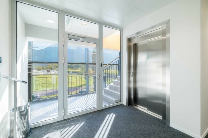 Attraktive Büroräumlichkeiten ab 250 m2  - hell, modern und zentral (3)