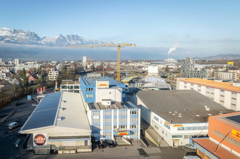 Lichtdurchflutete Büroräume mit Aussicht - Top Lage nahe Bahnhof (1)