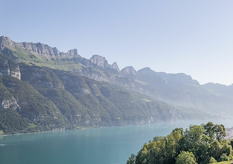 Neubau - Luxus pur! 4.5 Zimmer-Gartenwohnung über dem Walensee (5)