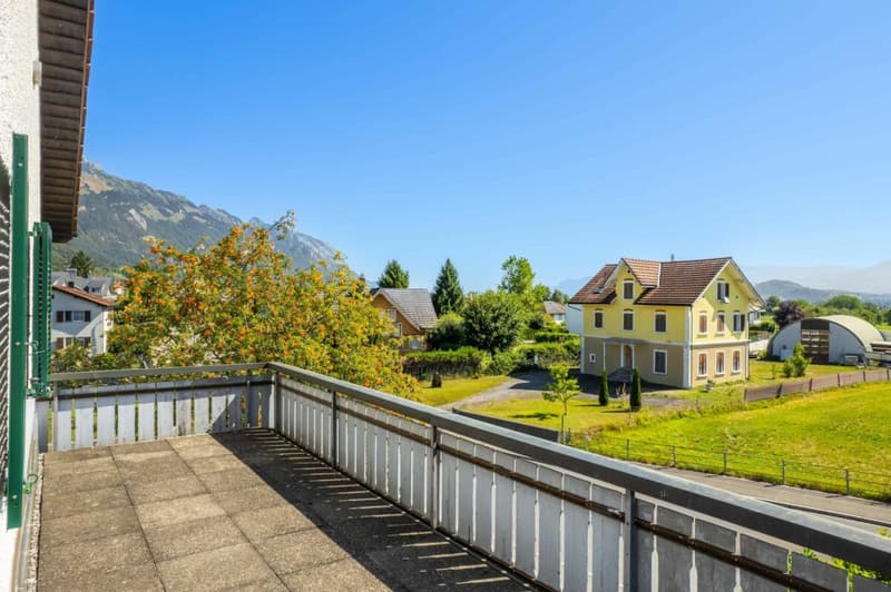 Charmantes Doppeleinfamilienhaus an ruhiger Lage mit Weitsicht (17)