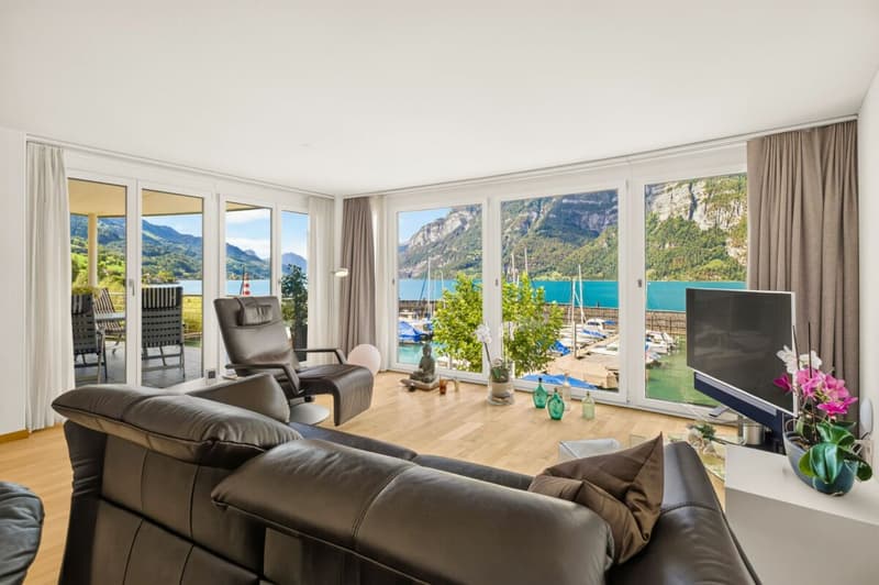 Wohnen in erster Seereihe: 4.5-Zimmerwohnung mit Seepanorama und Blick auf die Churfirsten (3)
