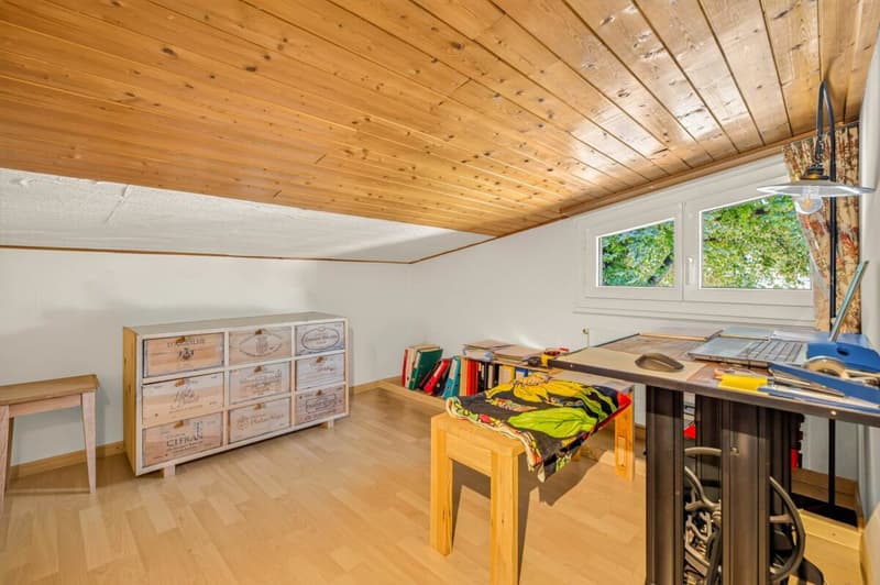 Charmante 2.5-Zimmer-Dachwohnung an ruhiger Lage - Ihr neues Zuhause wartet auf Sie! (16)