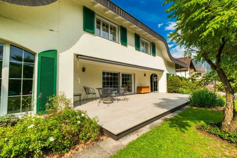 Ein Zuhause der besonderen Art - charmantes 7.5-Zimmer Einfamilienhaus mit Gartenidylle (29)