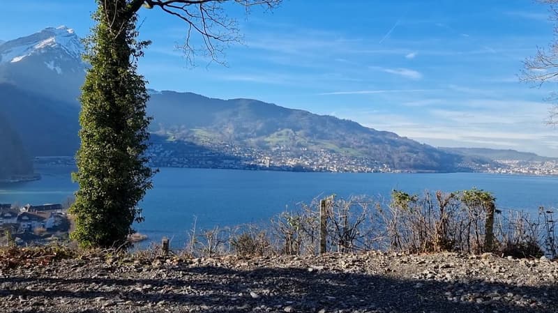 Exclusive luxurious villa in a sensational location with lake and mountain view (5)