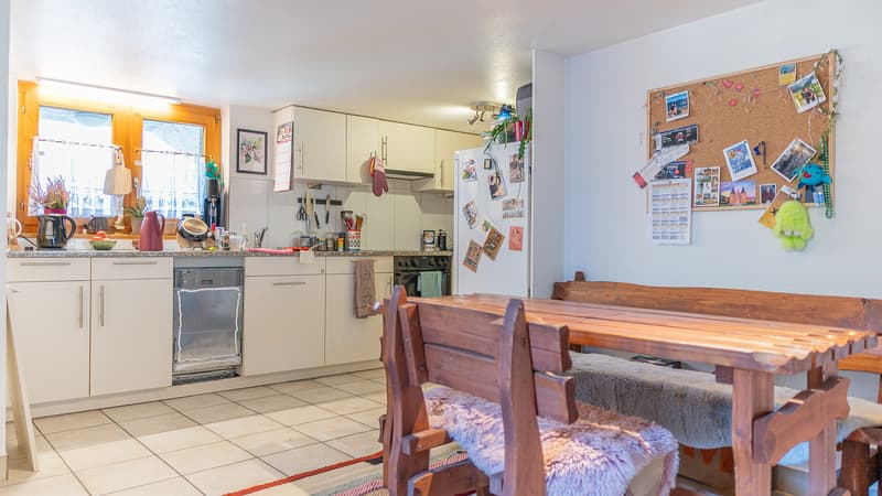 Appartement charmant dans une maison valaisanne rustique au-dessus de Visp (8)