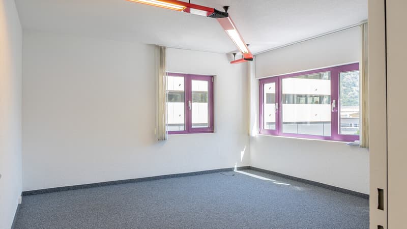 Espace de bureau divisible et atelier dans un emplacement idéal à Visp (11)