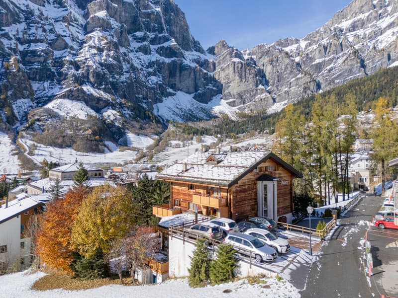 Apartment building with 11 apartments in a prime location in Leukerbad (3)