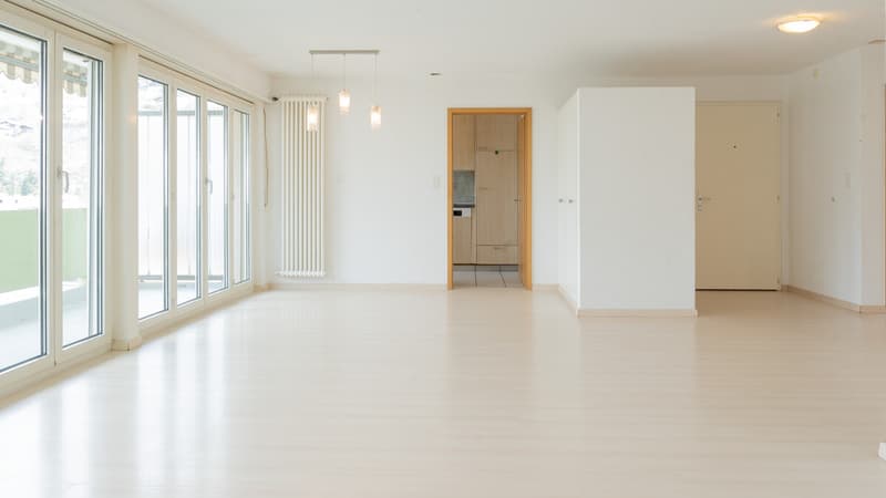 Interesting 4-room apartment in an attractive location in Visp (3)