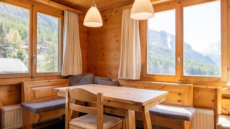 Chalet avec une belle vue à Grächen (13)