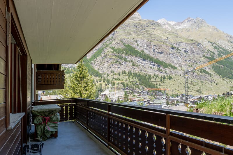 Comfort abitativo alpino: appartamento 2.5 locali in una posizione esclusiva a Zermatt (12)