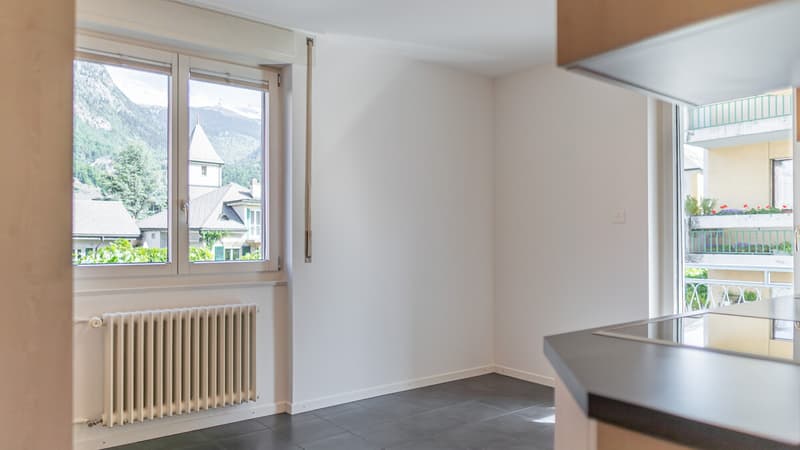 Appartement de 4,5 pièces avec vue panoramique sur le Schlossgarten de Brig (5)
