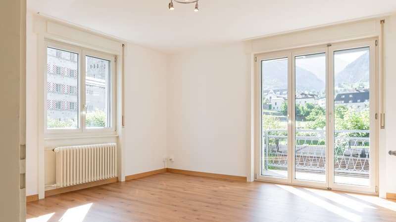 Appartement de 4,5 pièces avec vue panoramique sur le Schlossgarten de Brig (4)