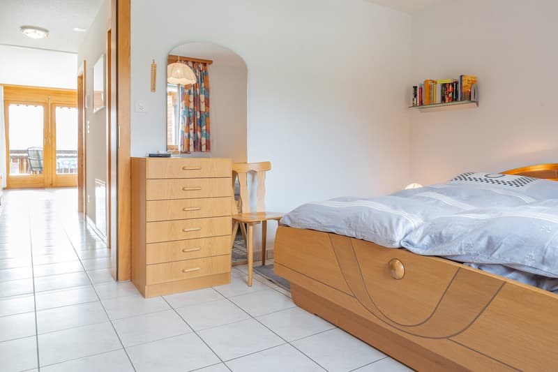 Charmante 2.5-Zimmerwohnung mit traumhafter Aussicht in Ulrichen (10)