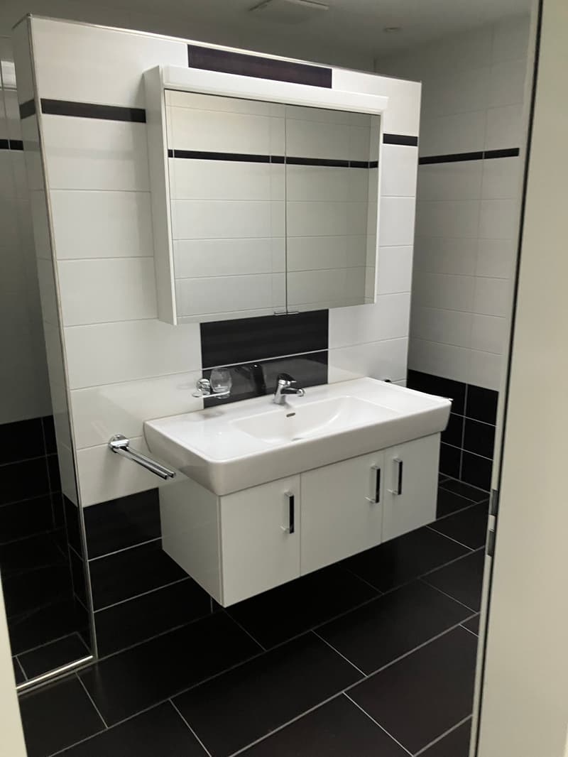 Grosszügige 7.5-Zimmer-Dachwohnung mit Panoramablick in Auw (8)