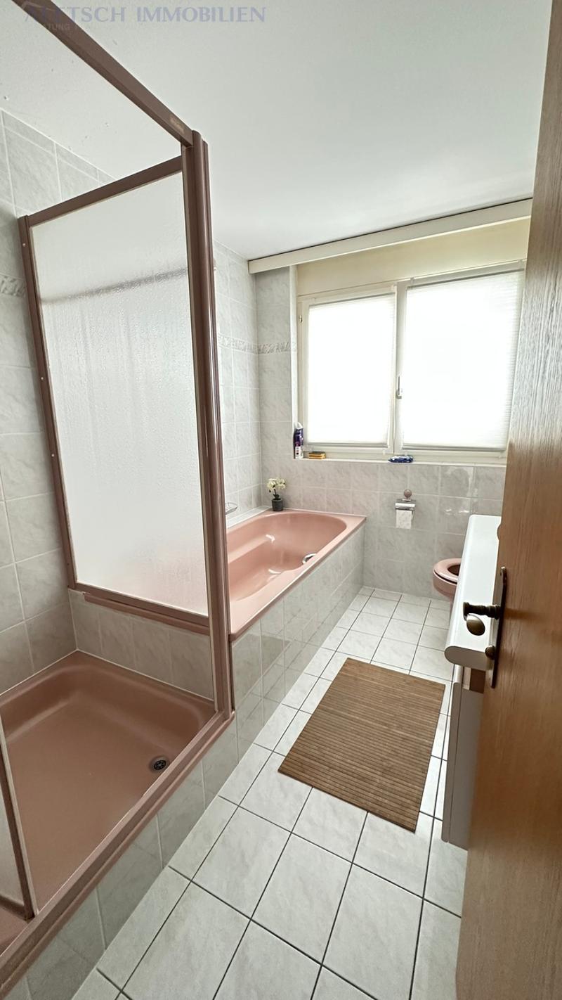 Central 4.5-room apartment with south-facing balcony, in the village center (12)