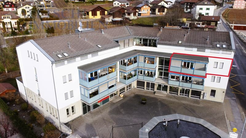 Appartement central 4.5 pièces avec balcon orienté sud, au centre du village (1)