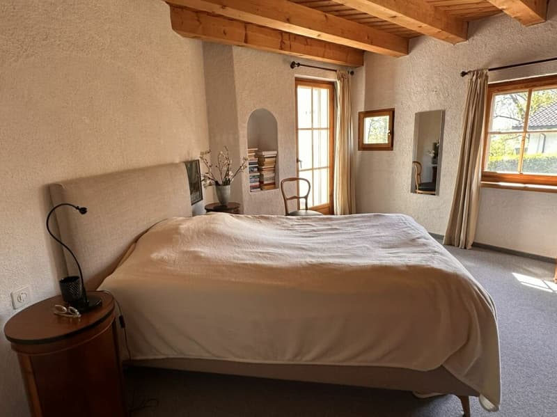 8 ½-room single-family house with 1 ½-room apartment in an idyllic residential location with a wonderful panoramic view (6)
