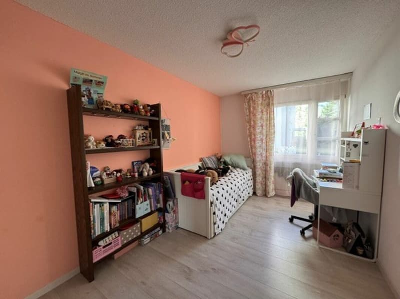 charmante, familienfreundliche 4.5-Zimmer-Gartenwohnung an bester Wohnlage (5)