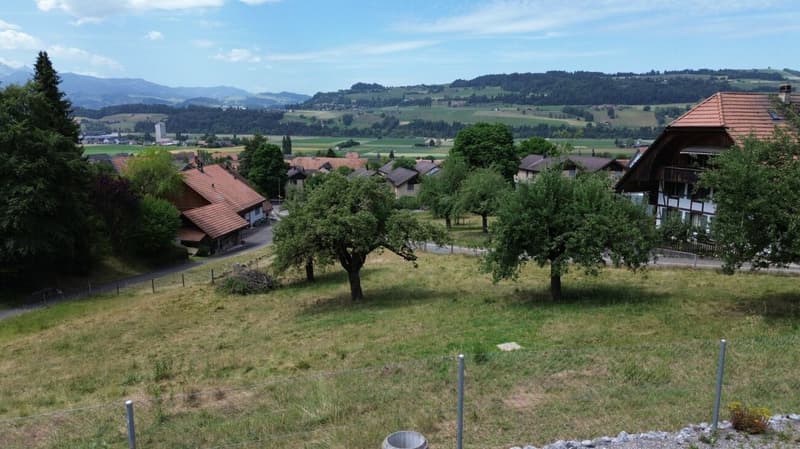 1'550 m2 de terrain à bâtir dans un endroit magnifique (2)
