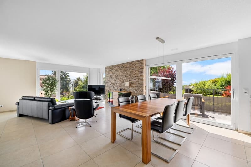 Spacious 4.5-room apartment by Lake Hallwil (1)