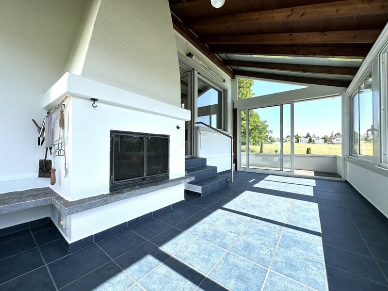 Appartement attractif de 3,5 pièces avec jardin d'hiver, calme et bien situé (7)