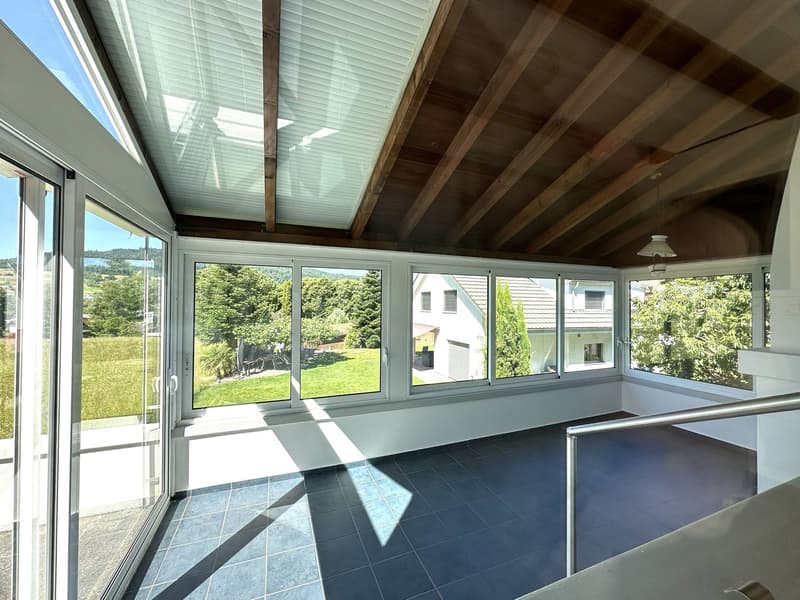 Appartement attractif de 3,5 pièces avec jardin d'hiver, calme et bien situé (9)