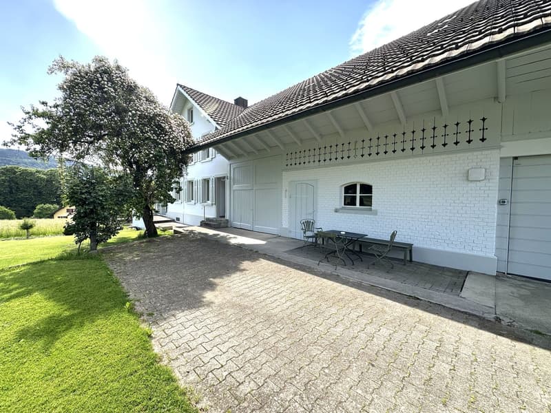 Appartement attractif de 3,5 pièces avec jardin d'hiver, calme et bien situé (11)