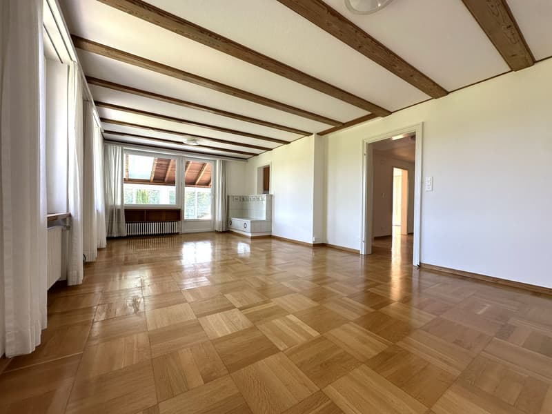 Appartement attractif de 3,5 pièces avec jardin d'hiver, calme et bien situé (2)