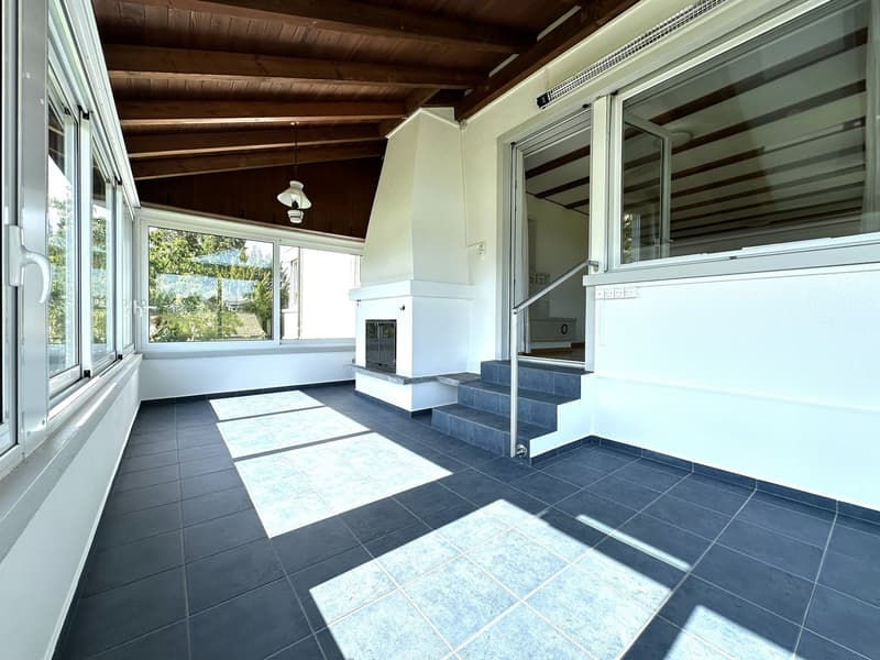 Appartement attractif de 3,5 pièces avec jardin d'hiver, calme et bien situé (8)