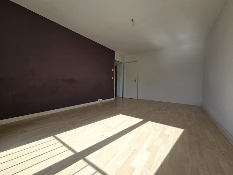 Bright 3.5-room apartment with balcony and beautiful view in Holderbank (5)