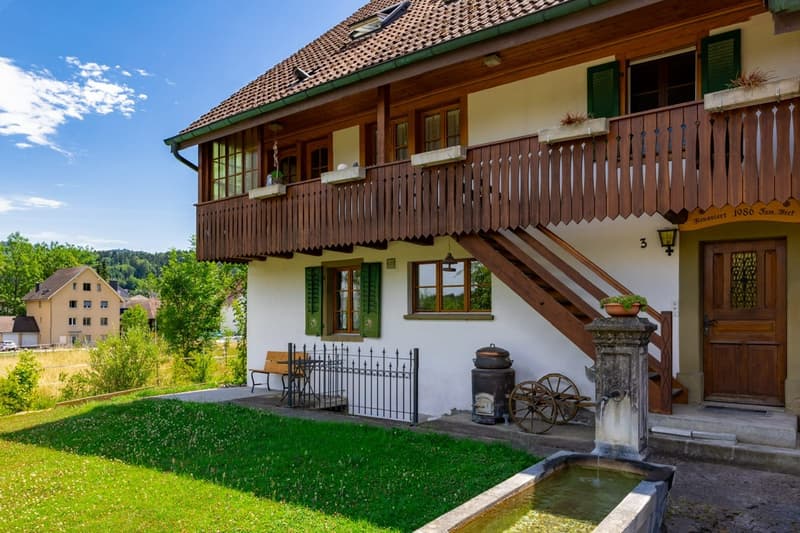 Charmante 4-Zimmer-Dachwohnung an ruhiger Lage (1)