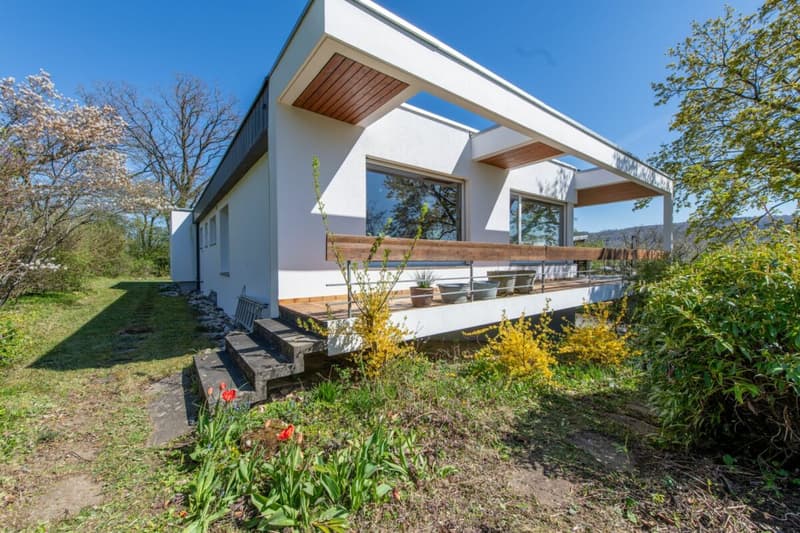 Vue panoramique, 1'795 m² de terrain & maison unifamiliale de 7,5 pièces avec un potentiel exceptionnel (22)