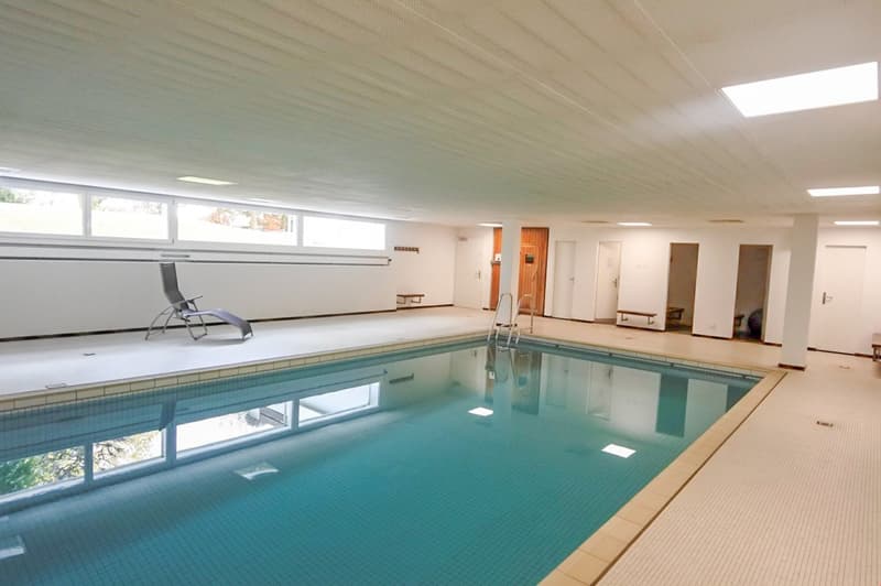 Stadtnahe 5.5 Zimmer Wohnung mit Hallenbad & Sauna (5)