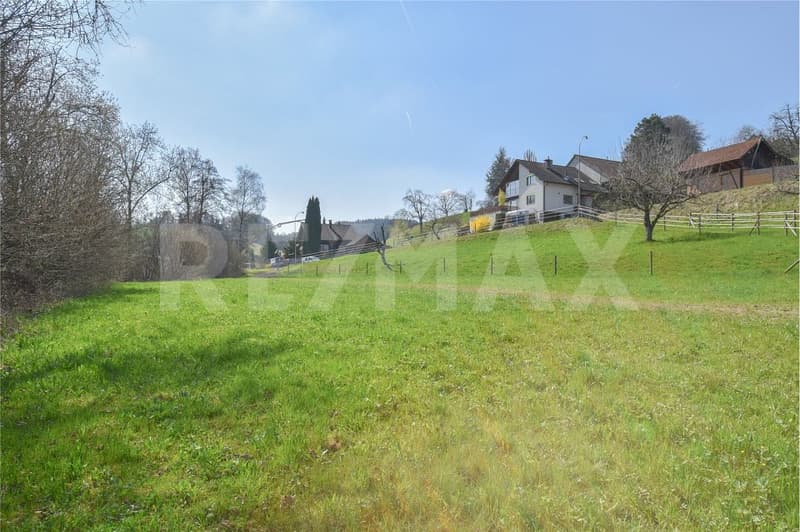 Your project idea? This building land is waiting for it. (6)