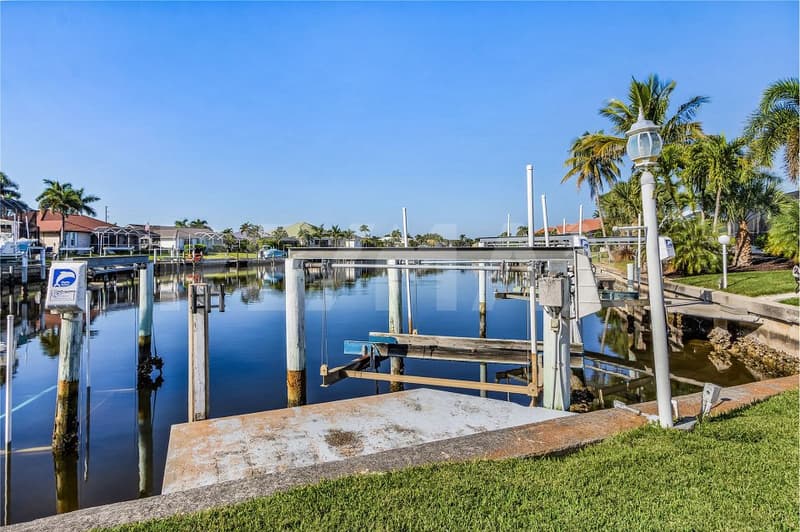 Florida-Traumhaus mit Meerzugang Schweizer Chancen direkt am Wasser! (5)