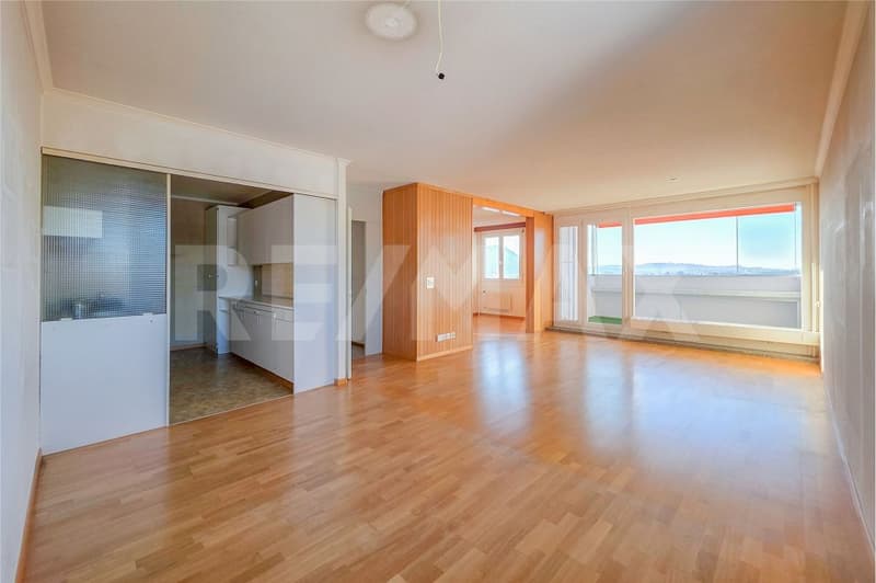 Above the roofs of Bern, space for your living ideas. (7)