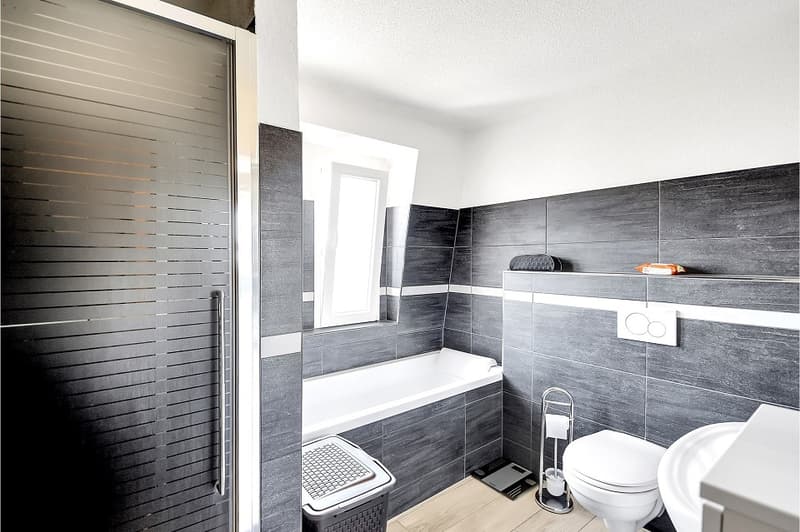 Rental property in prime location in Thun, combining living and commerce perfectly (11)