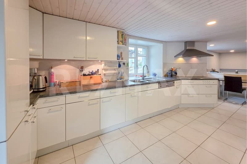 Historic charm. Modern living quality. A home with heart and space to live. (10)