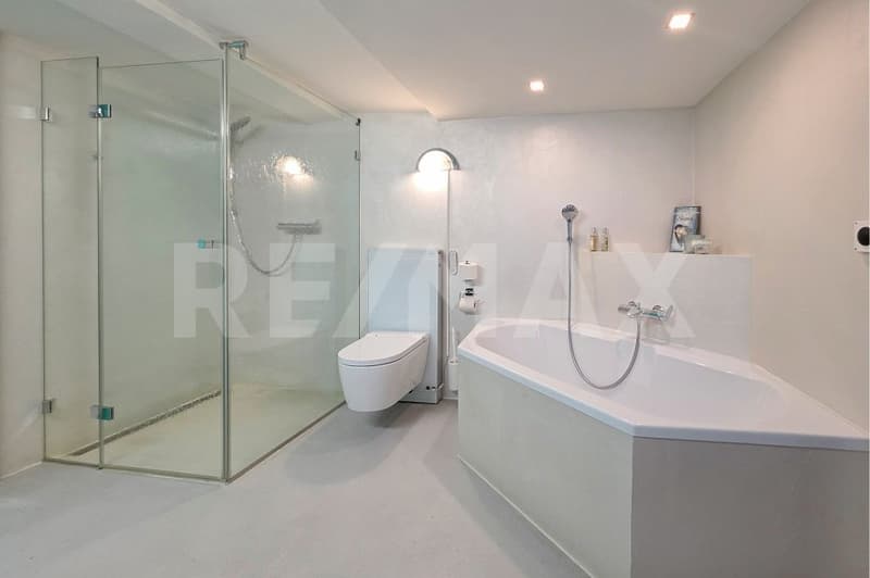 Historic charm. Modern living quality. A home with heart and space to live. (11)