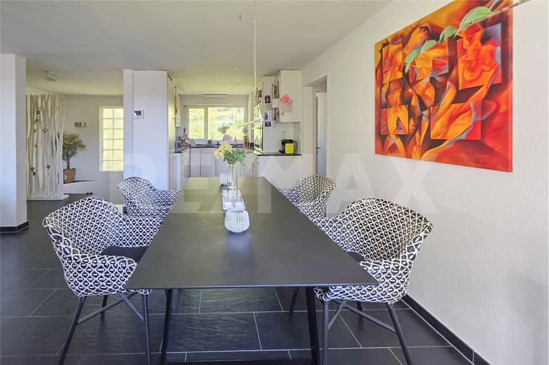 Retreat with a wide view - Living in a privileged location in Attiswil (12)