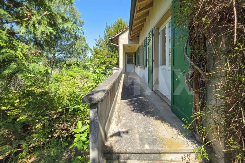 Charming single-family house with development potential in an elevated residential area near Liestal (5)