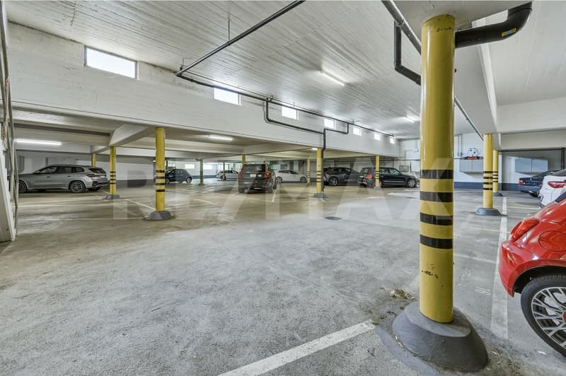 Rare investment opportunity: parking garage with 31 parking spaces (1)
