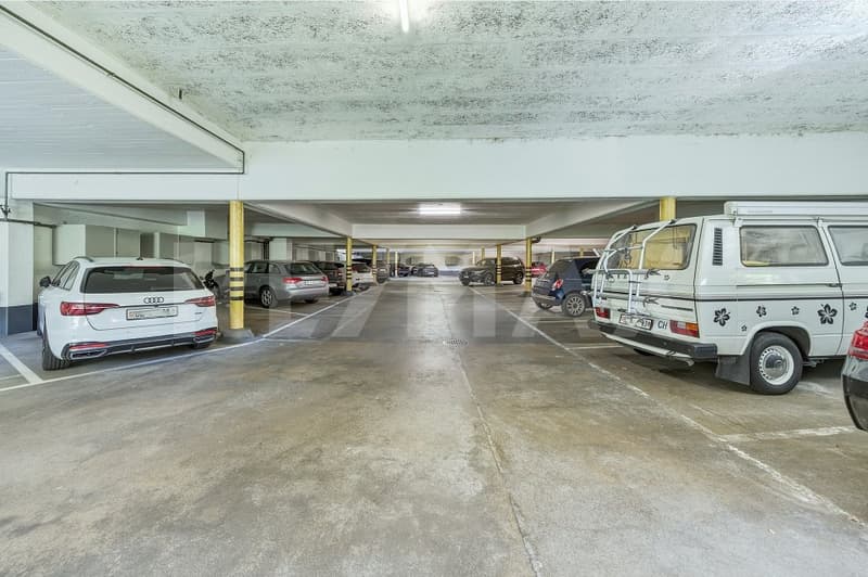 Rare investment opportunity: parking garage with 31 parking spaces (1)