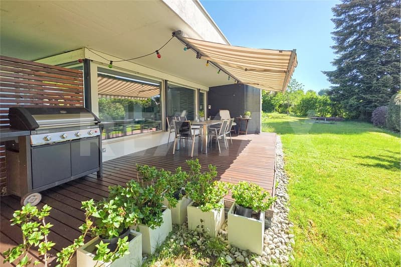 Retreat with a far-reaching view - Living in a privileged location in Attiswil (3)