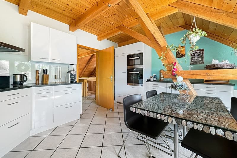 Superbe maison pour plusieurs générations (5)