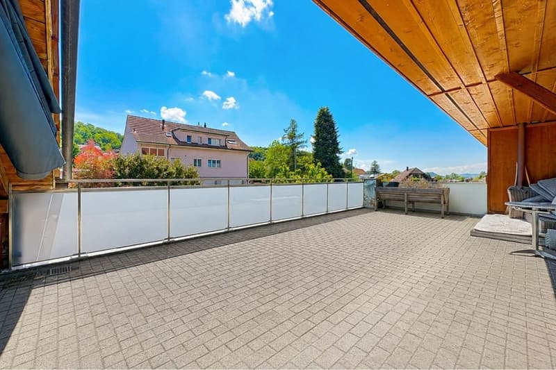 Superbe maison pour plusieurs générations (10)