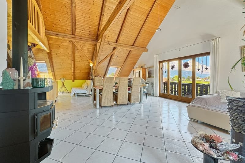 Superbe maison pour plusieurs générations (8)