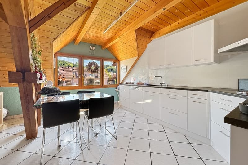 Superbe maison pour plusieurs générations (6)